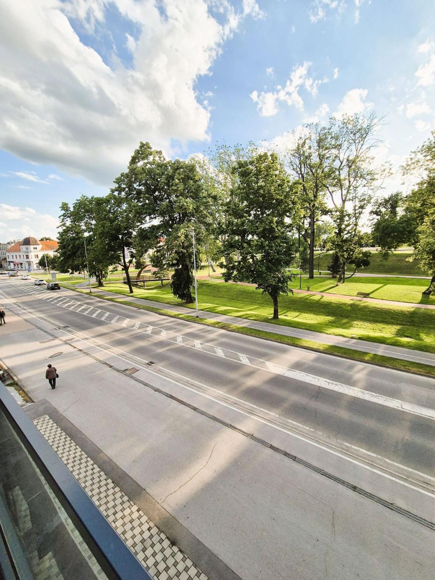 Gajeva Rooms - Stockholm Apartment Self Check-In Virovitica Exterior foto